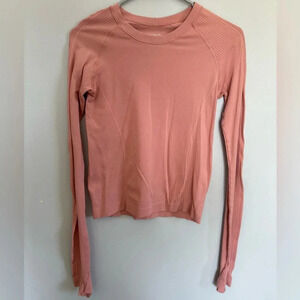Old Navy sports long sleeve